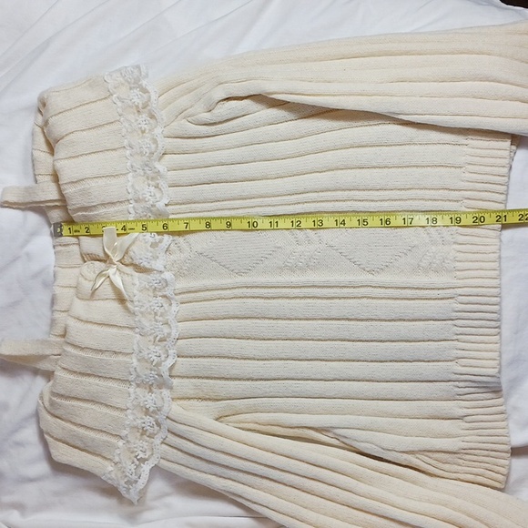 Romwe Elegant Cream Off-Shoulder Sweater with Lace Trim Size Small - Picture 9 of 12